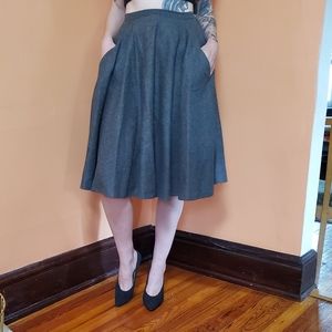 1950s 1960s Wool Circle Skirt with Pockets!
